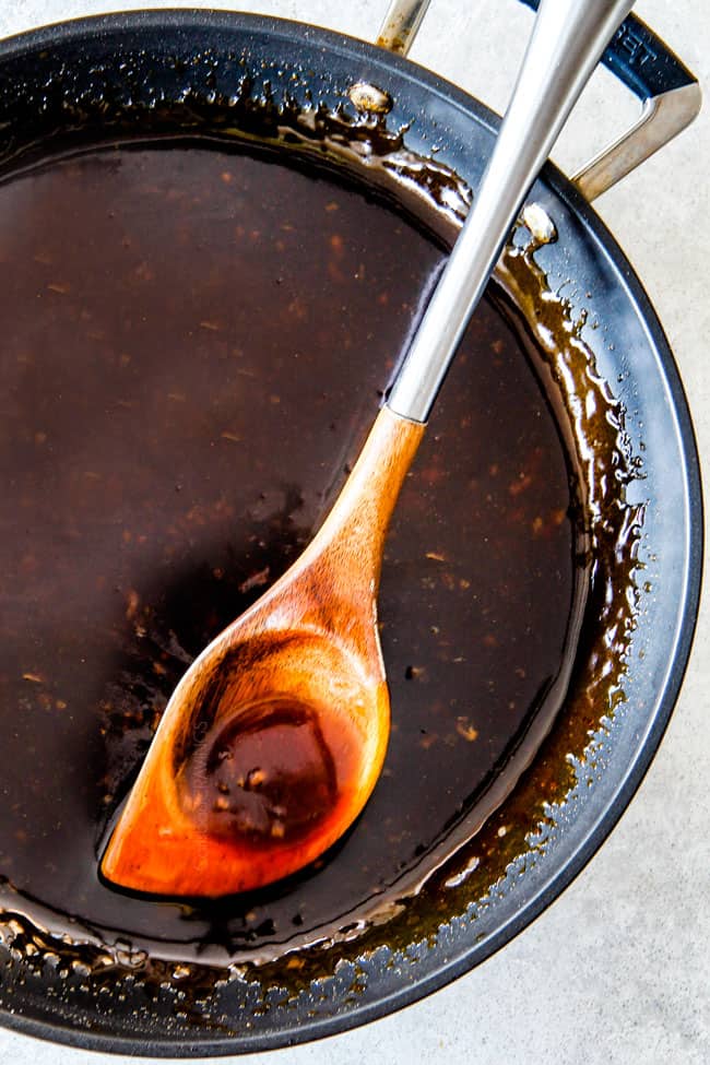 Showing how to make the sauce for General Tso's Chicken.