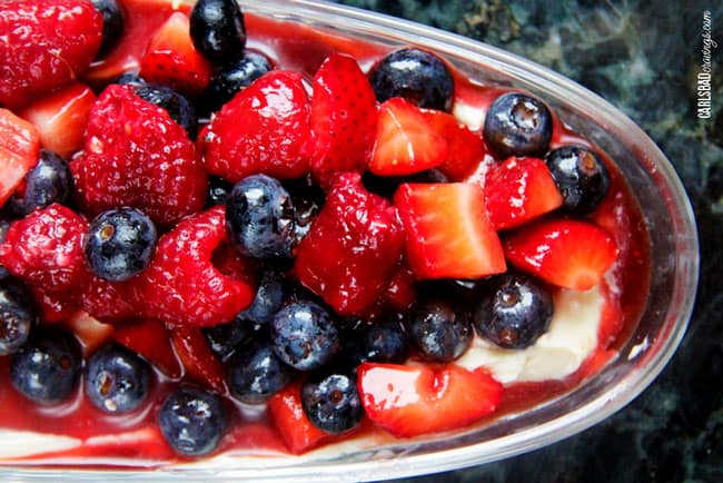 White-Chocolate-Chip-Berry-Cheesecake-Dip7