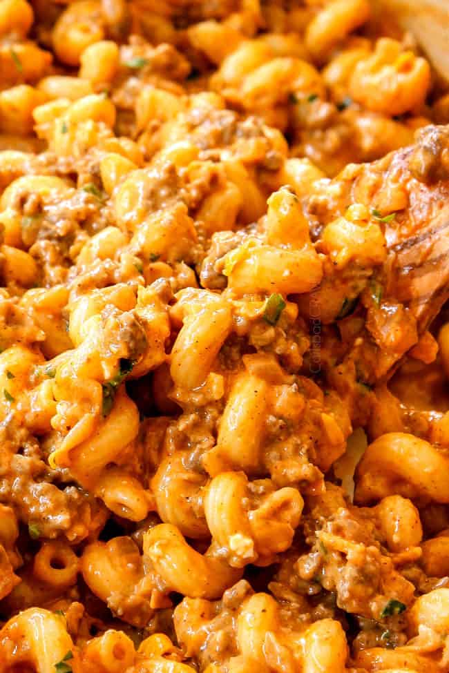 up close of the best buffalo mac and cheese recipe