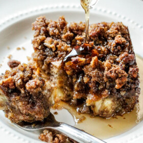 Easy Overnight Cinnamon Eggnog French Toast Casserole all made in advance makes it perfect for Christmas breakfast. And the Brown Sugar Pecan Streusel is amazing! Seriously the best French Toast Casserole ever.