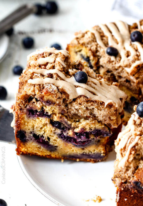I've died and gone to heaven! This EASY Blueberry Muffin Cake is like a giant blueberry muffin and the Maple Cream Cheese Glaze is amazing! Everyone always asks me to make this for brunch!