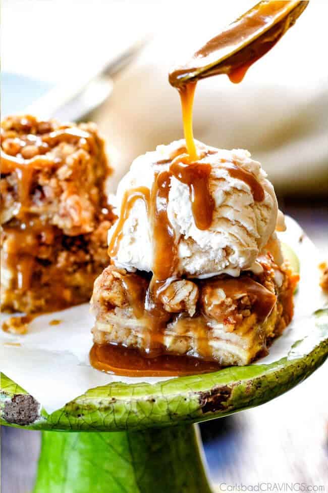 Caramel Apple Pie Blondies - these are amazing and so much easier than apple pie! A soft buttery blondie base topped with apple filling and topped with pecan crumble and caramel