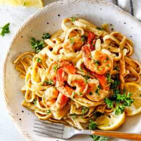 20 MINUTE Lemon Garlic Shrimp Fettuccine is wonderfully creamy, bursting with flavor and so easy!ย The most gourmet tastingย dinner you can make in under 30 minutes!