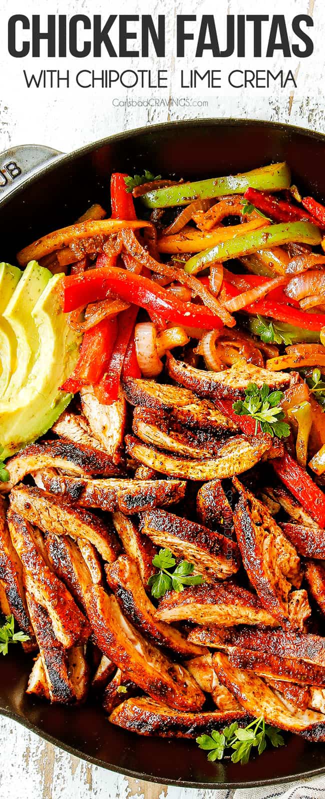 top view of chicken fajitas recipe in a cast iron skillet