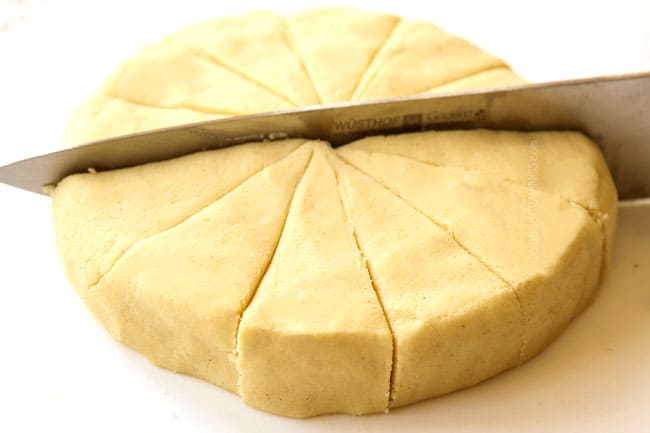 showing how to make sopes by slicing sopes dough into 12 portions by cutting with a knife