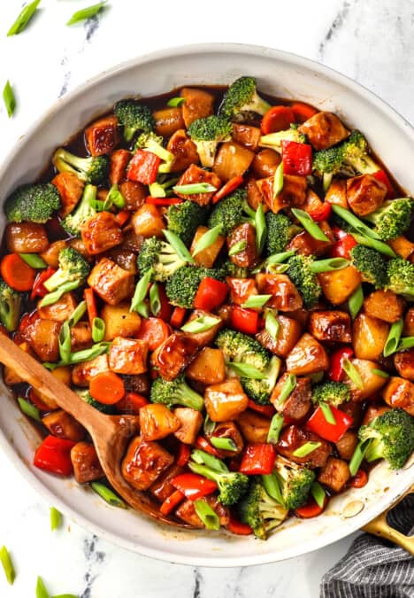 top view of teriyaki chicken stir fry with chicken and vegetables