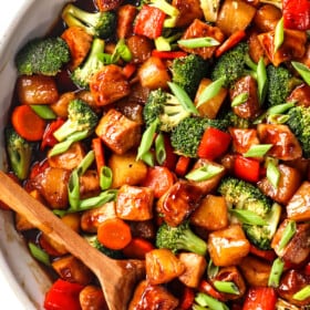 top view of teriyaki chicken stir fry with chicken and vegetables