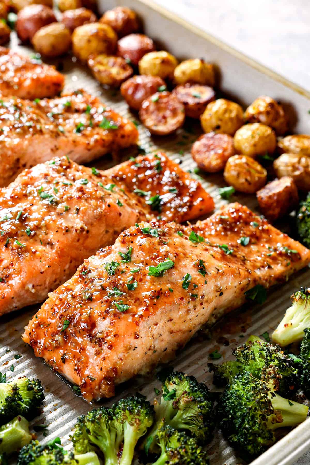 up close of a fillet of honey mustard salmon