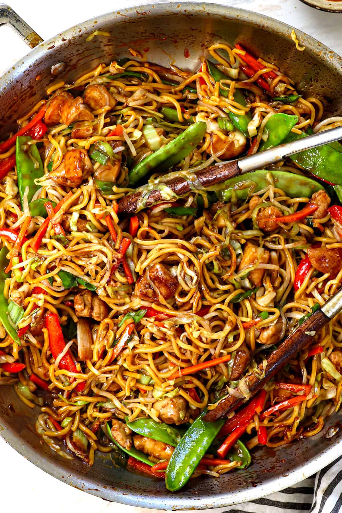 top view of chicken lo mein showing all the veggies stir fried with the noodles and lo mein sauce